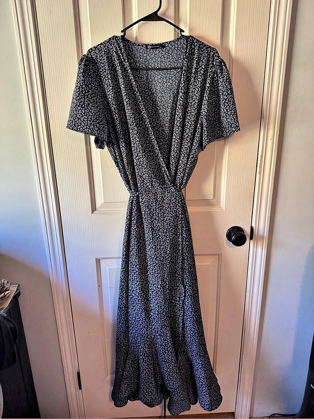 Prettygarden Floral Maxi Dress in Black & White Size XL Like New